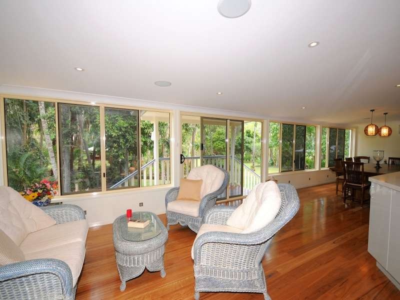 10 Flora Court, Dundowran Beach QLD 4655