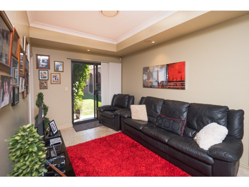 190 Esplanade, Point Vernon QLD 4655