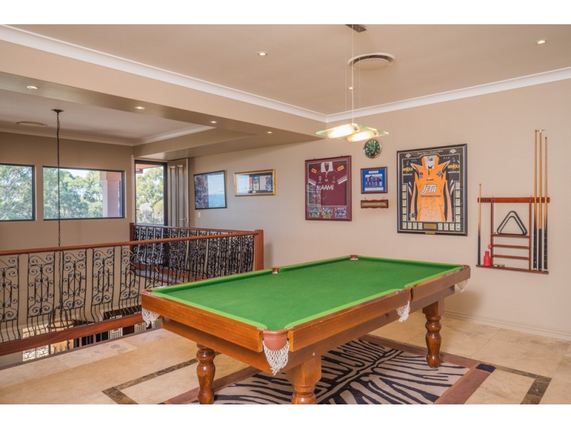 190 Esplanade, Point Vernon QLD 4655