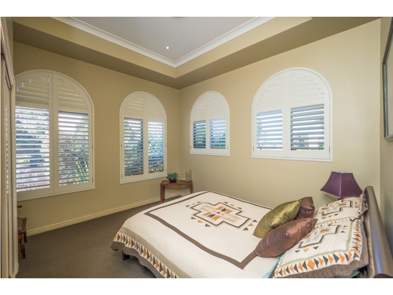 190 Esplanade, Point Vernon QLD 4655