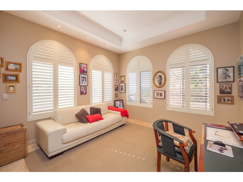 190 Esplanade, Point Vernon QLD 4655