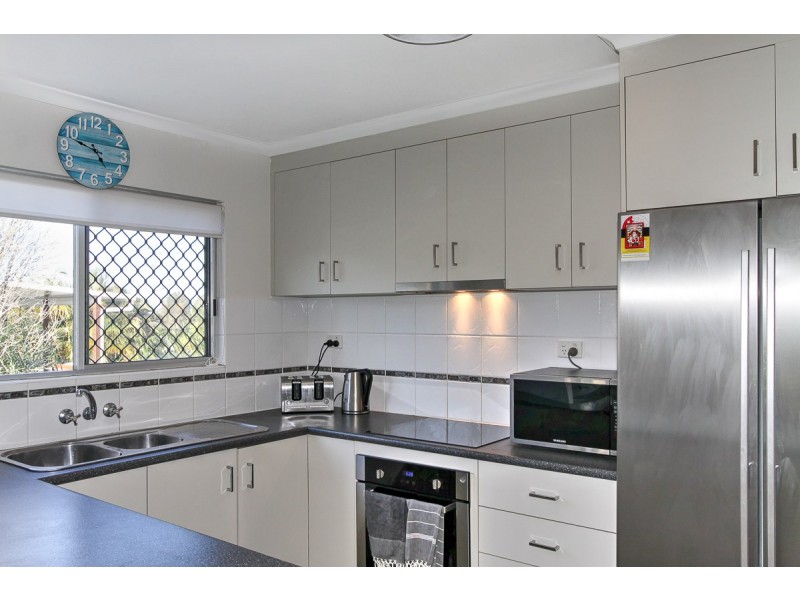 18 Tenimby Street, Pialba QLD 4655