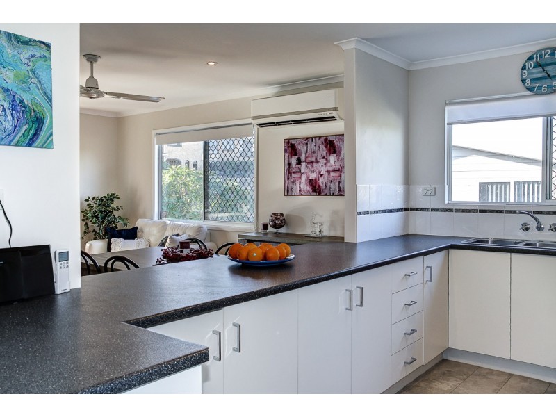 18 Tenimby Street, Pialba QLD 4655