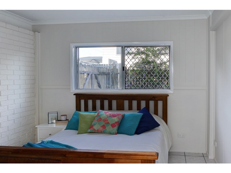 18 Tenimby Street, Pialba QLD 4655