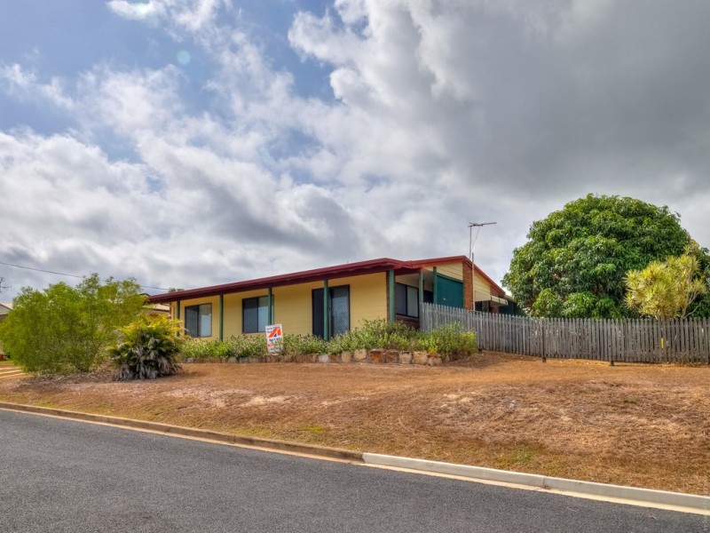 1 Annette Street, Dundowran Beach QLD 4655