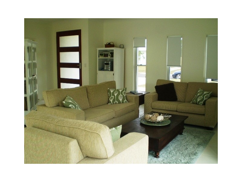 14 Fraser Waters  Parade, Toogoom QLD 4655