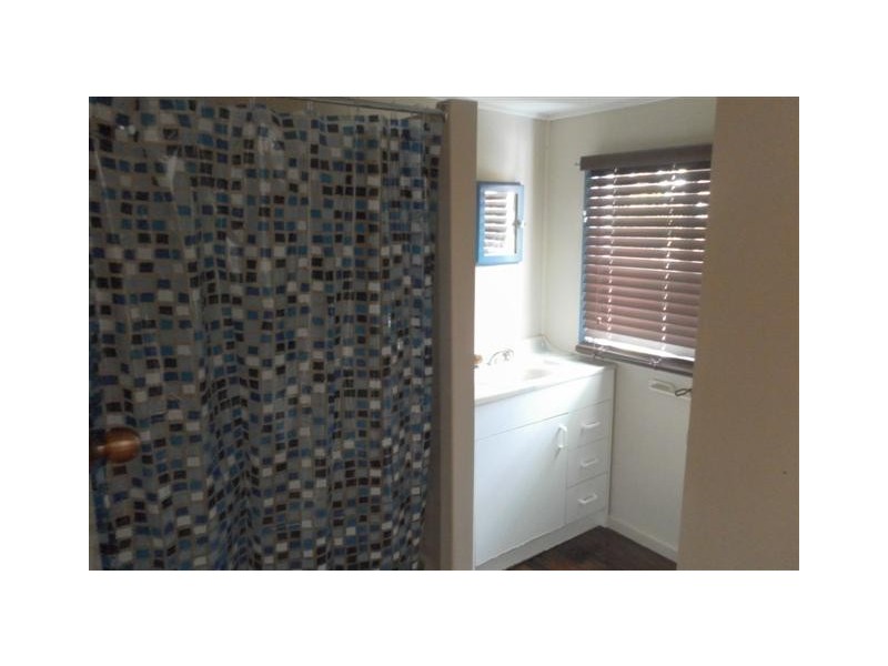 14 Elizabeth Street, Urangan QLD 4655