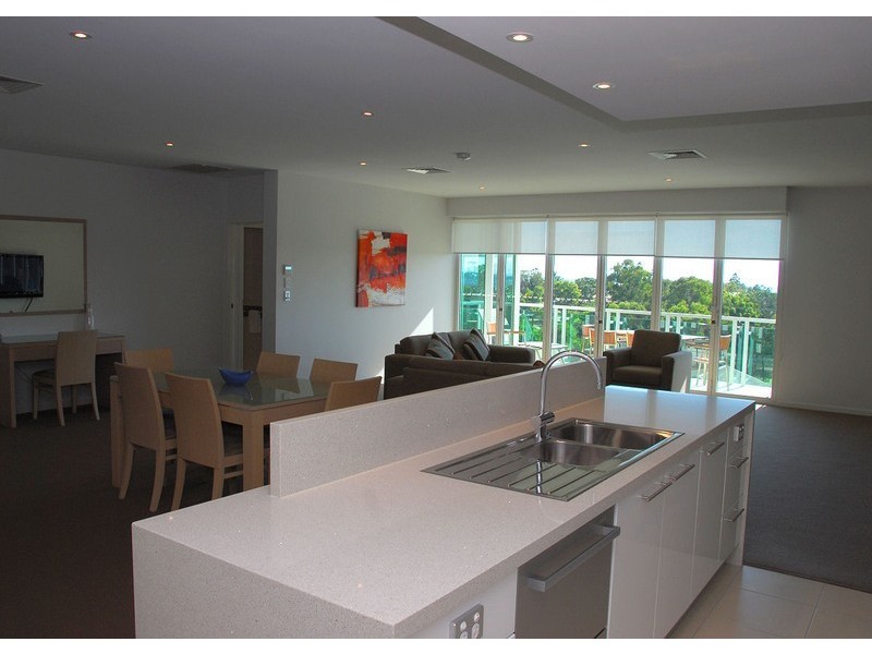 10/625 Esplanade, Urangan QLD 4655