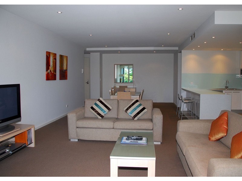 10/625 Esplanade, Urangan QLD 4655