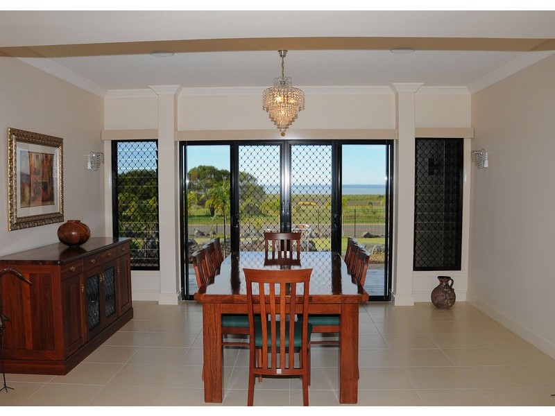 4 Ferryman Close, River Heads QLD 4655