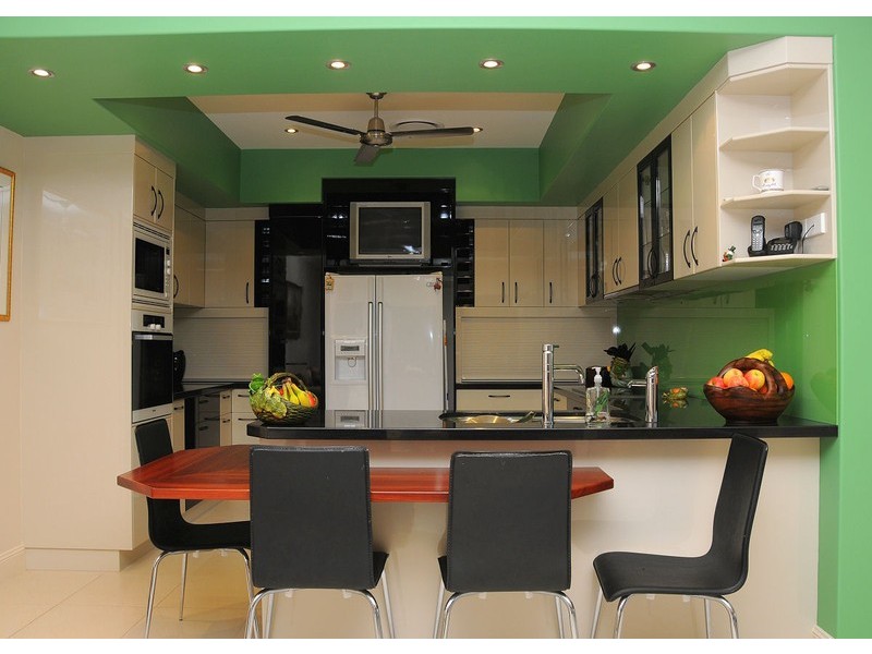 4 Ferryman Close, River Heads QLD 4655