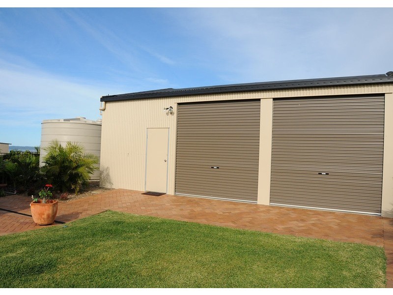 4 Ferryman Close, River Heads QLD 4655
