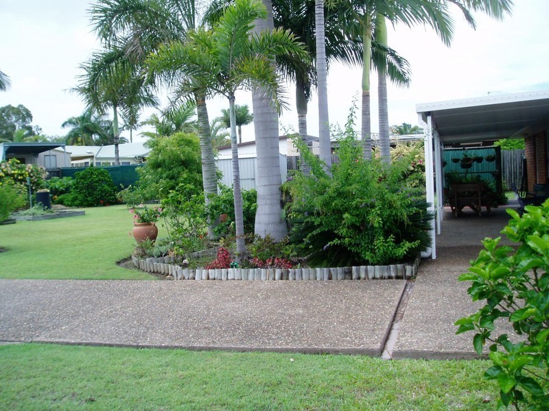85  Murphy Street, Point Vernon QLD 4655