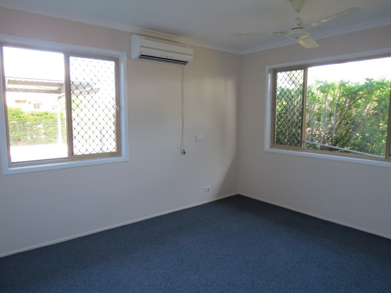 74 Lauren Street, Urangan QLD 4655