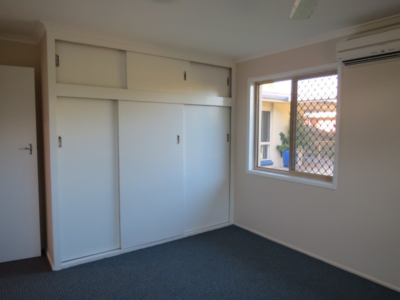 74 Lauren Street, Urangan QLD 4655