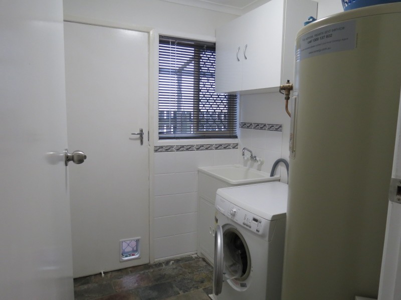 74 Lauren Street, Urangan QLD 4655