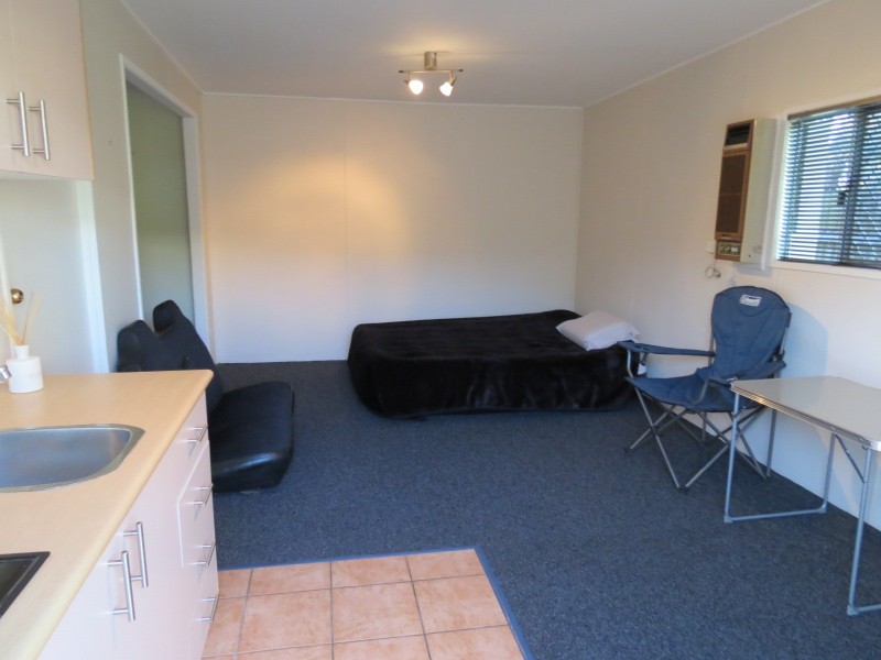 74 Lauren Street, Urangan QLD 4655