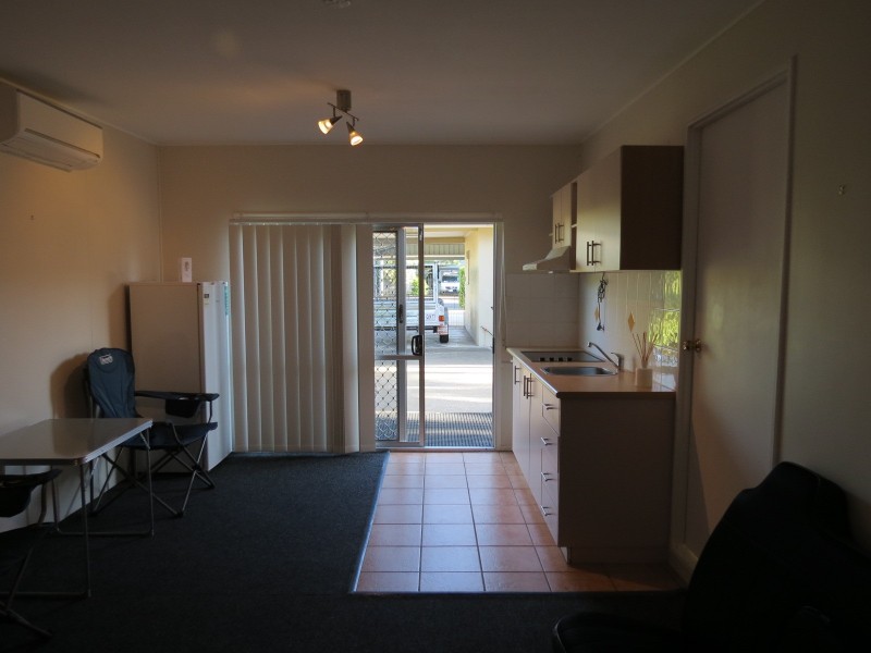 74 Lauren Street, Urangan QLD 4655