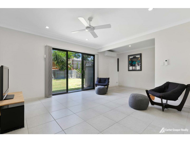 43 Turrum Street, Scarness QLD 4655