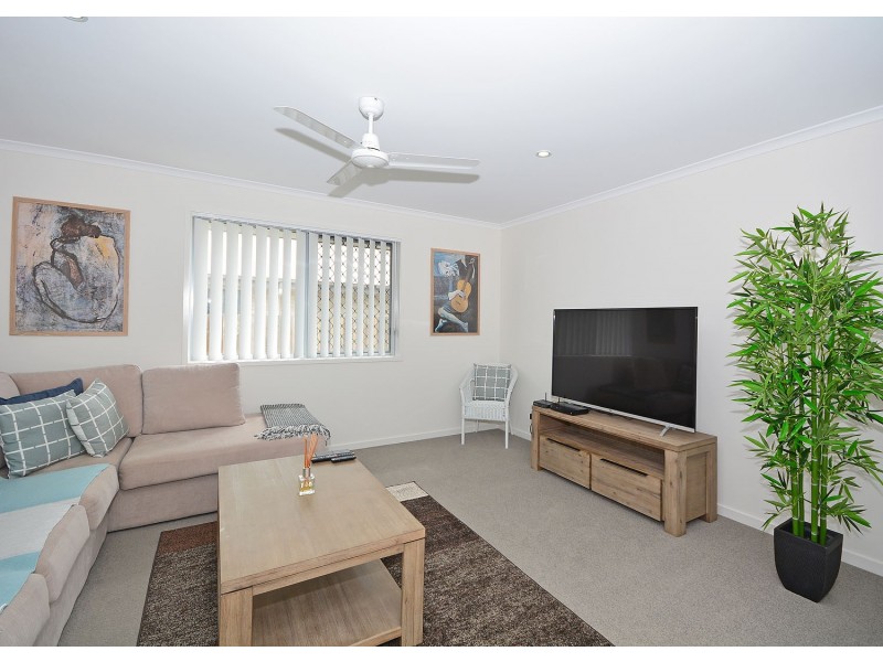 12 Shearwater Street, Kawungan QLD 4655