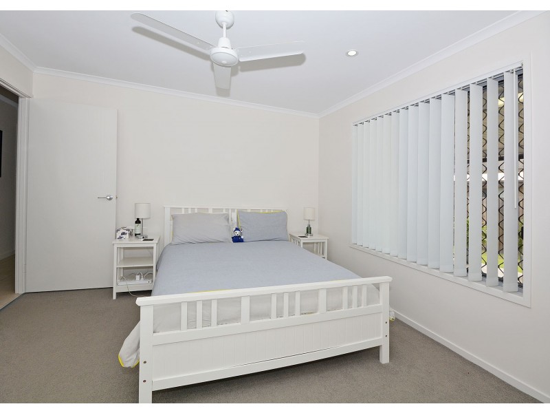 12 Shearwater Street, Kawungan QLD 4655