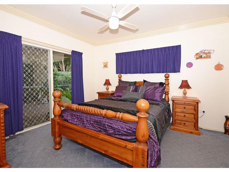 7 Austin Court, Point Vernon QLD 4655