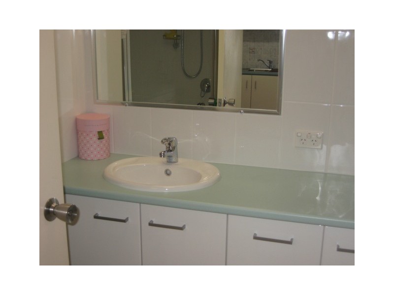 Unit 17 Break Free Resort, Urangan QLD 4655