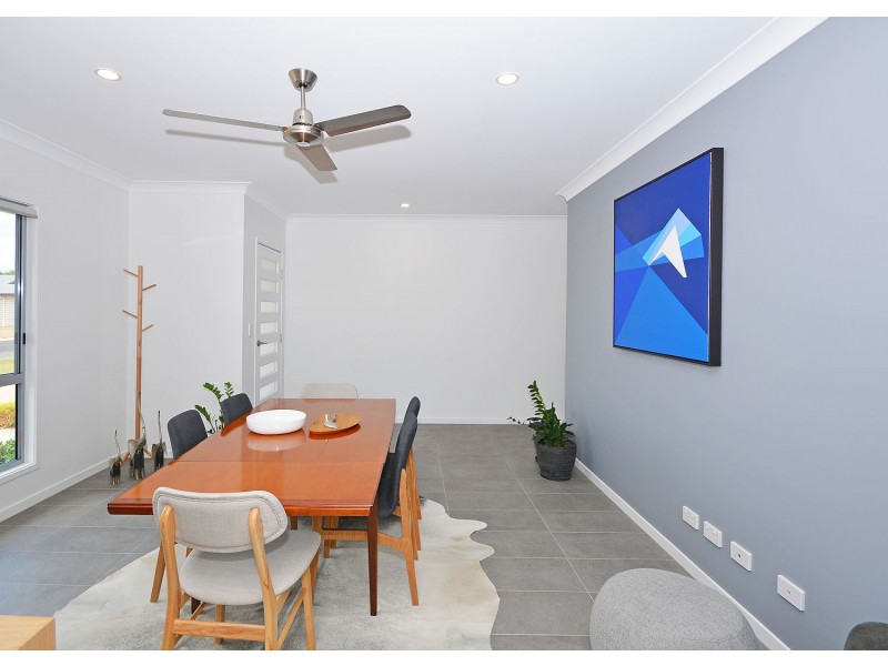 27 Polson Street, Point Vernon QLD 4655