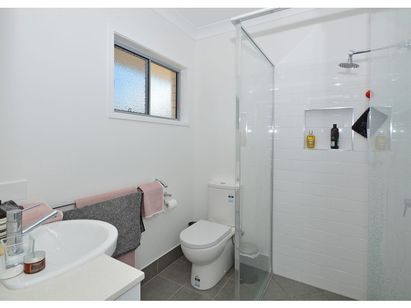 27 Polson Street, Point Vernon QLD 4655