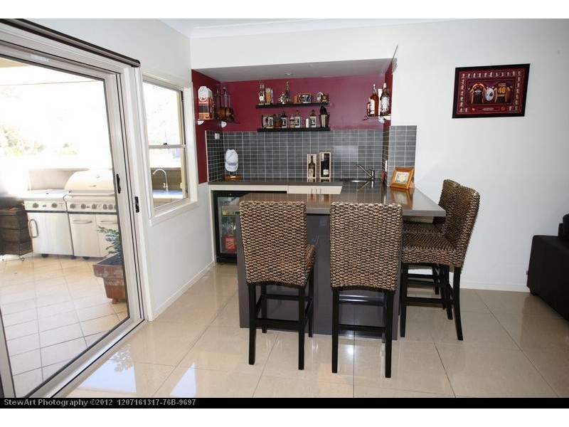 5 Mexican Court, Urangan QLD 4655
