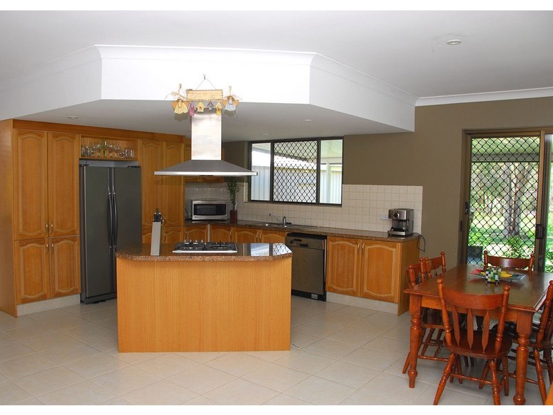 71 Garden Dve, Hervey Bay QLD 4655