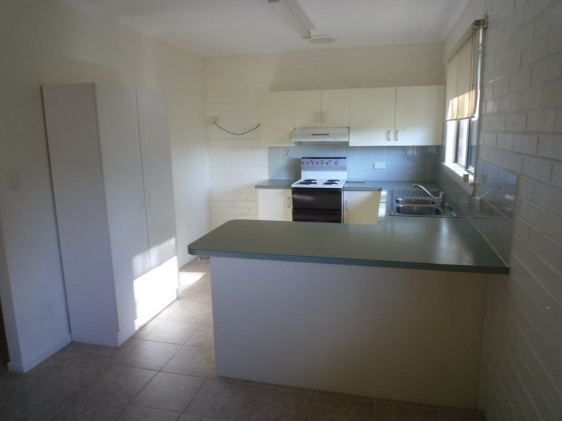 10/415 Boat Harbour Drive, Torquay QLD 4655
