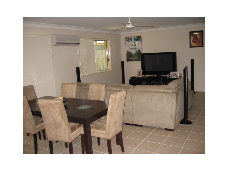 2/55 St Joseph Dve, Urraween QLD 4655