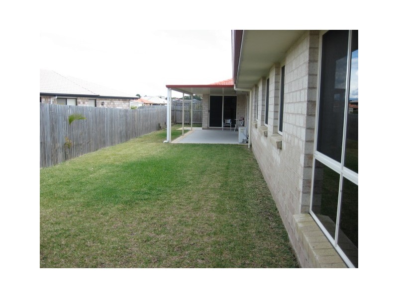 2/55 St Joseph Dve, Urraween QLD 4655