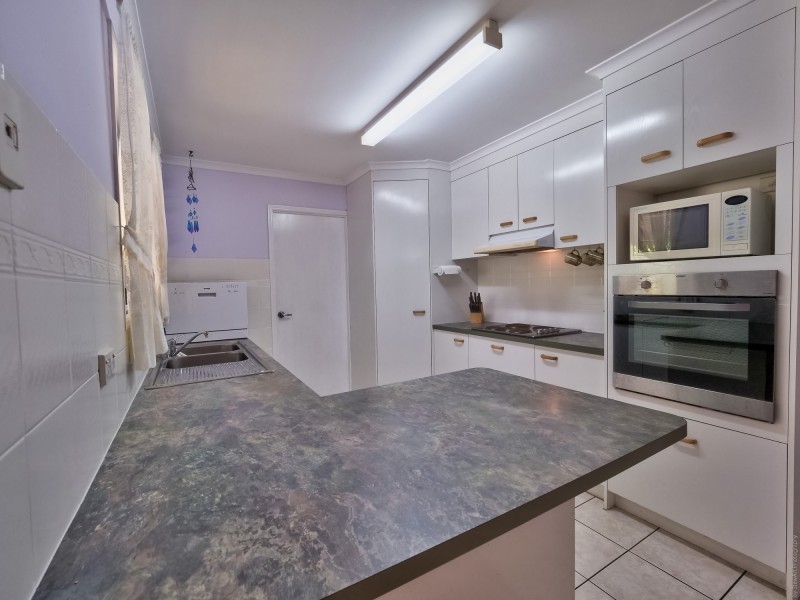 9 Elliot Court, Eli Waters QLD 4655