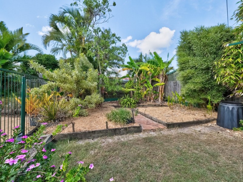 9 Elliot Court, Eli Waters QLD 4655