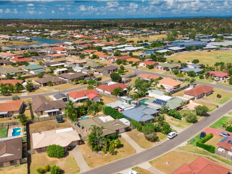 9 Elliot Court, Eli Waters QLD 4655