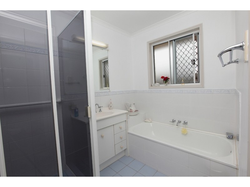 12 Lido Parade, Urangan QLD 4655