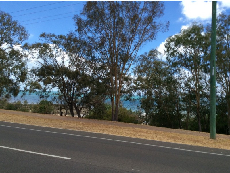 117B Esplanade, Point Vernon QLD 4655