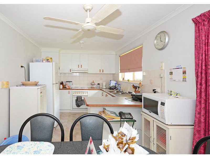 28 Tristania Crescent, Urangan QLD 4655