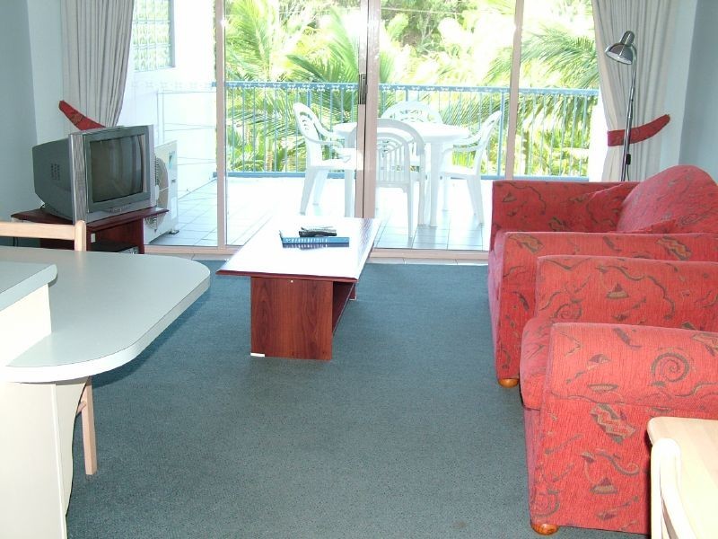 U101 Riviera Resort 385 Esplanade, Torquay QLD 4655