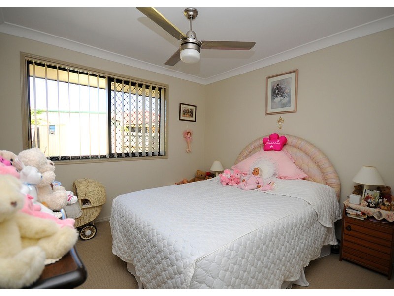 13 Shannen Crt, Urraween QLD 4655