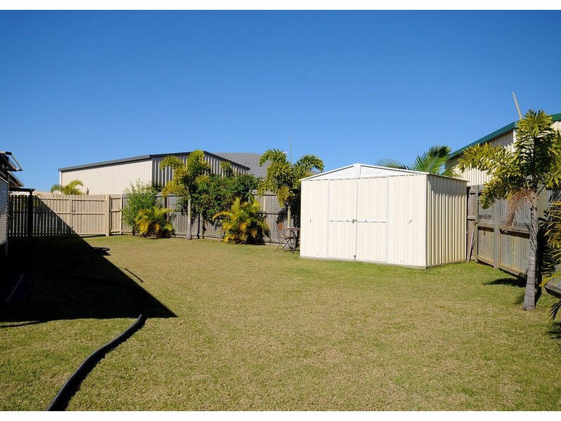 13 Shannen Crt, Urraween QLD 4655