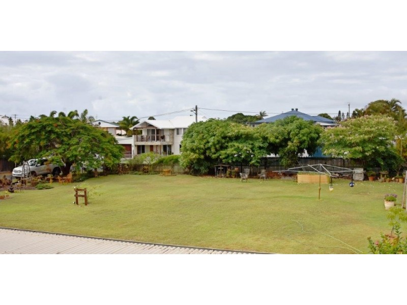 Urangan QLD 4655