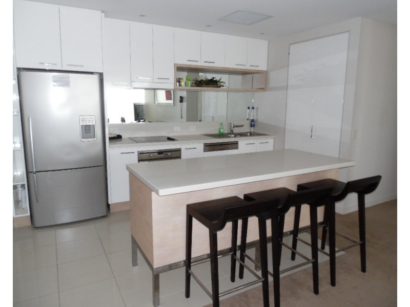 606/468 Esplanade, Torquay QLD 4655