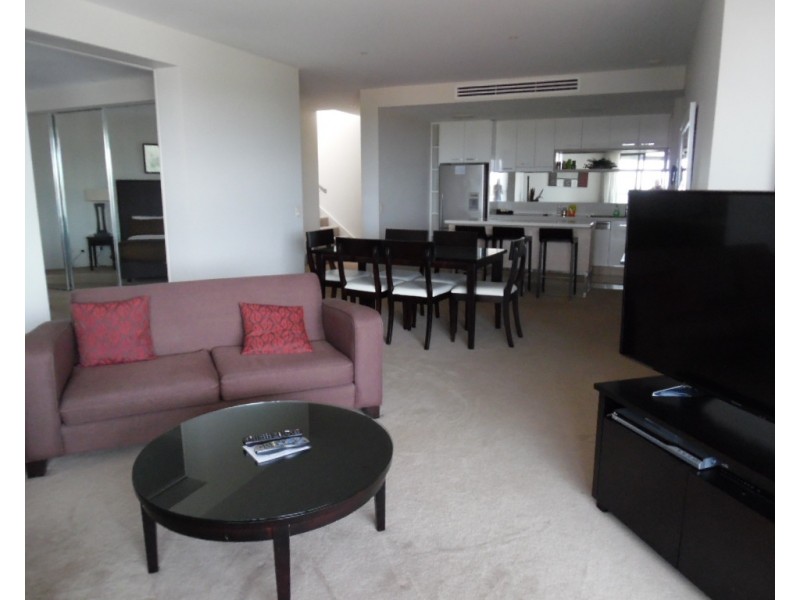 606/468 Esplanade, Torquay QLD 4655