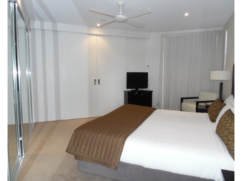 606/468 Esplanade, Torquay QLD 4655