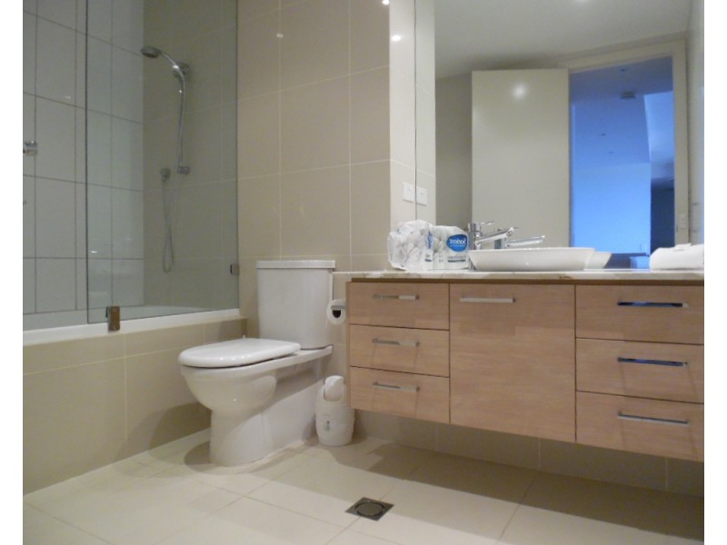 606/468 Esplanade, Torquay QLD 4655
