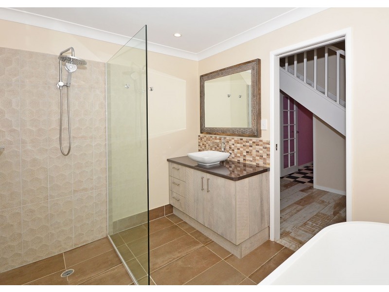 56 Burrum Street, Burrum Heads QLD 4659