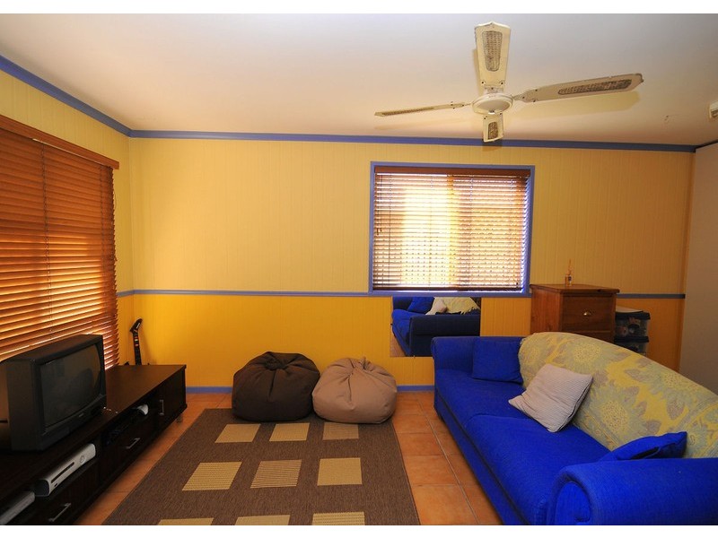 16 Bergin Court, Torquay QLD 4655